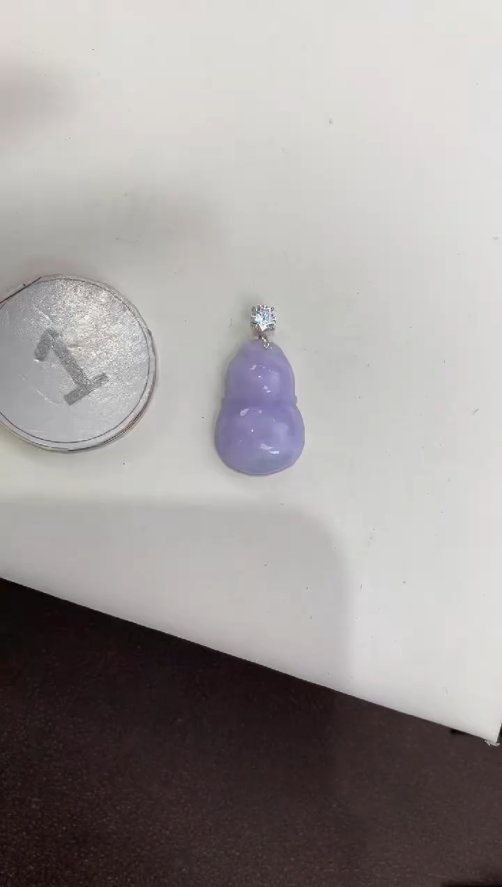 颈饰18K金镶嵌翡翠 天然缅甸a货翡翠