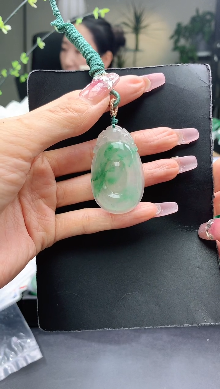【闪购商品】石英质玉吊坠未镶嵌吊坠