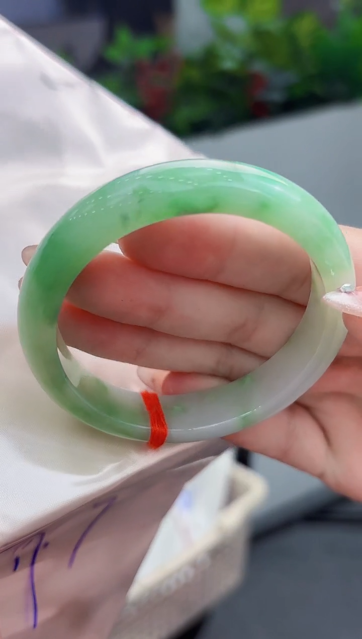 【闪购商品】翡翠手镯未镶嵌翡翠手镯