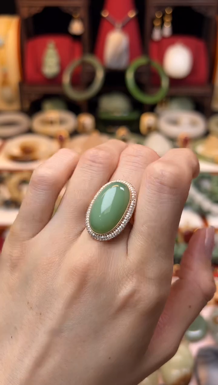 【闪购商品】和田玉戒指18K金镶嵌精品