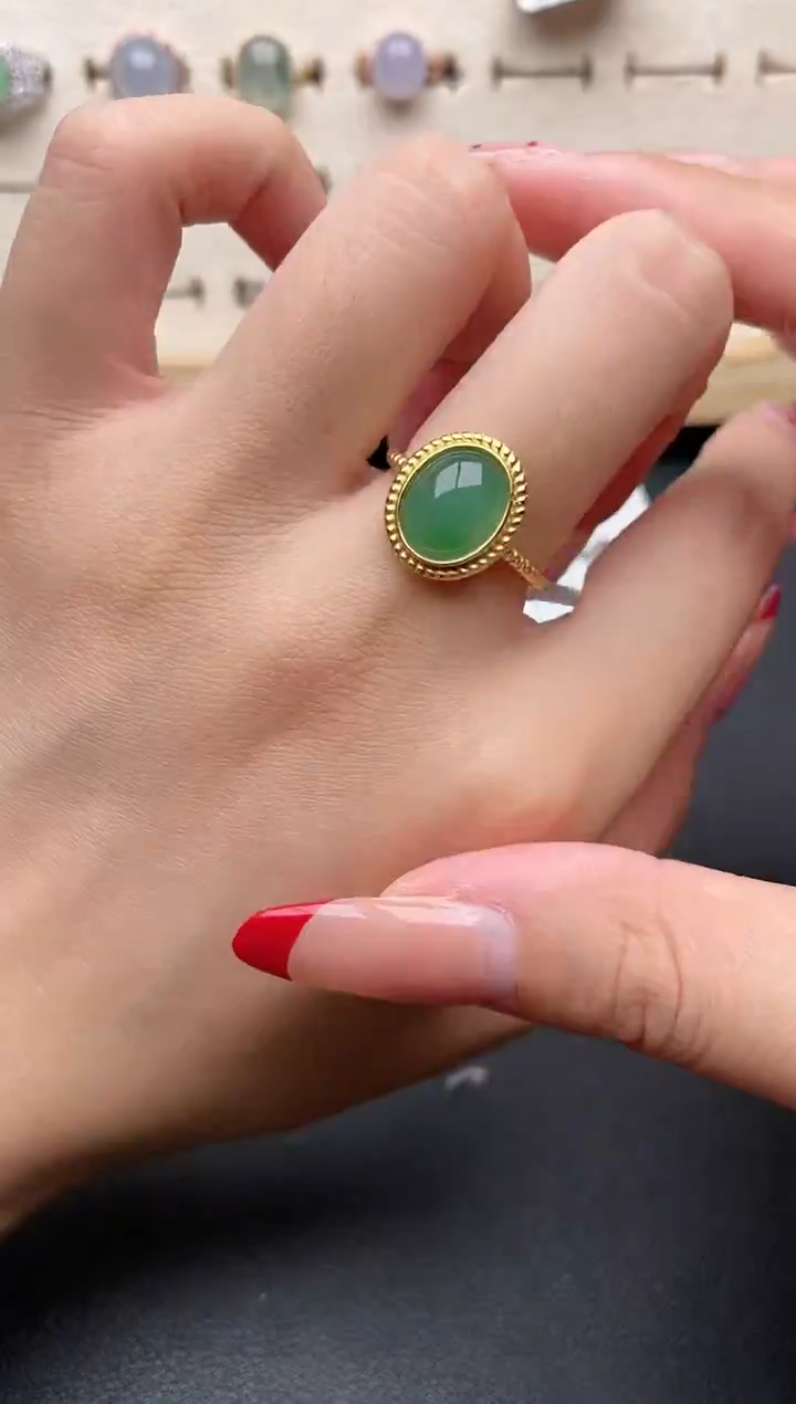 【闪购商品】翡翠戒指银S925镶嵌一物一证一礼盒