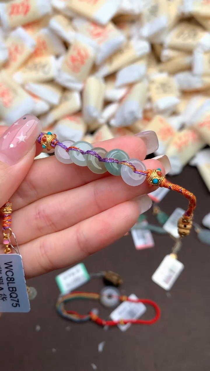 【闪购商品】翡翠手绳未镶嵌一