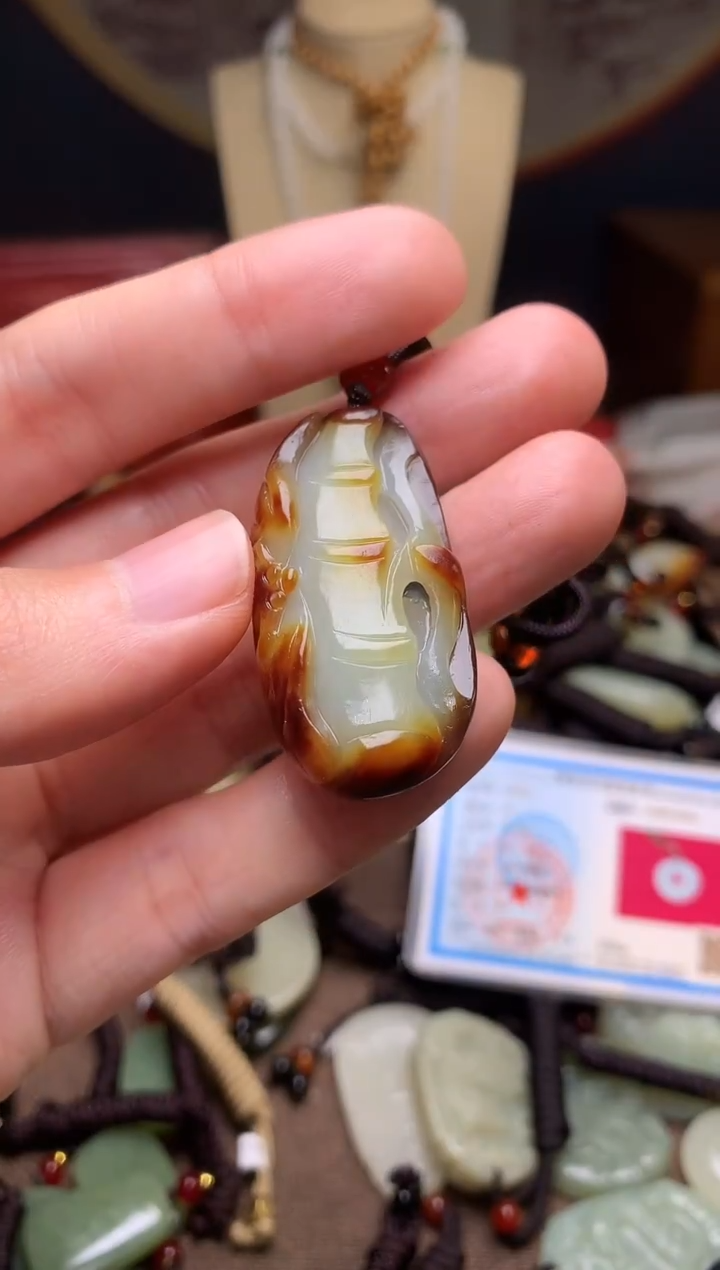 颈饰未镶嵌和田玉新疆料青海料清水和田玉吊坠