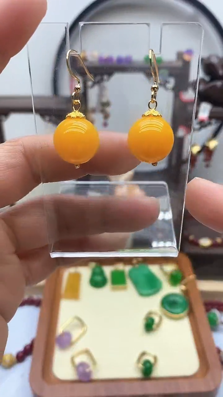 【闪购商品】蜜蜡耳饰银S925镀金镶嵌110