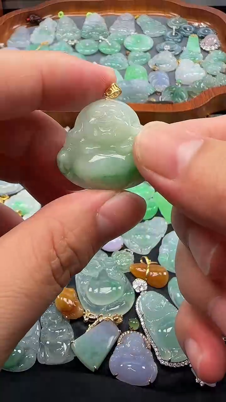 翡翠18K金镶嵌吊坠(不含链)佛公