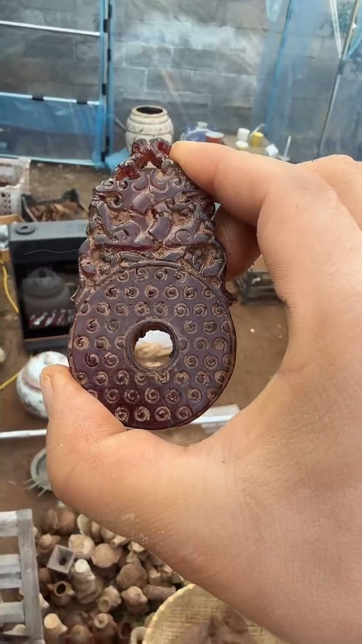 未镶嵌岫岩河磨玉（透闪石质玉）挂件如*岫岩河磨玉