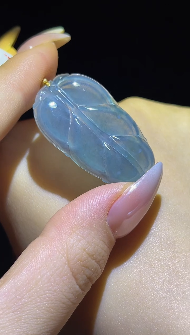颈饰18K金镶嵌翡翠MFC0922036多样性发其一