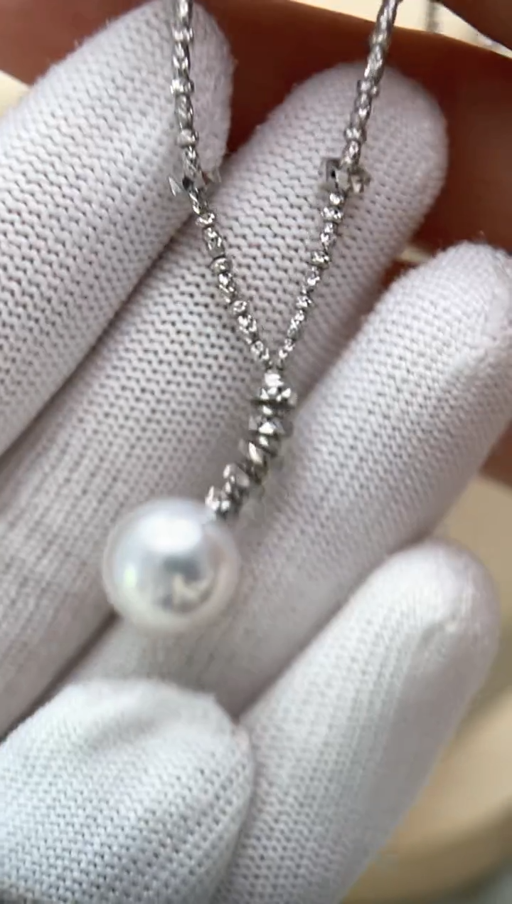 【闪购商品】海水珍珠颈饰18K金镶嵌18K金澳白Y字链
