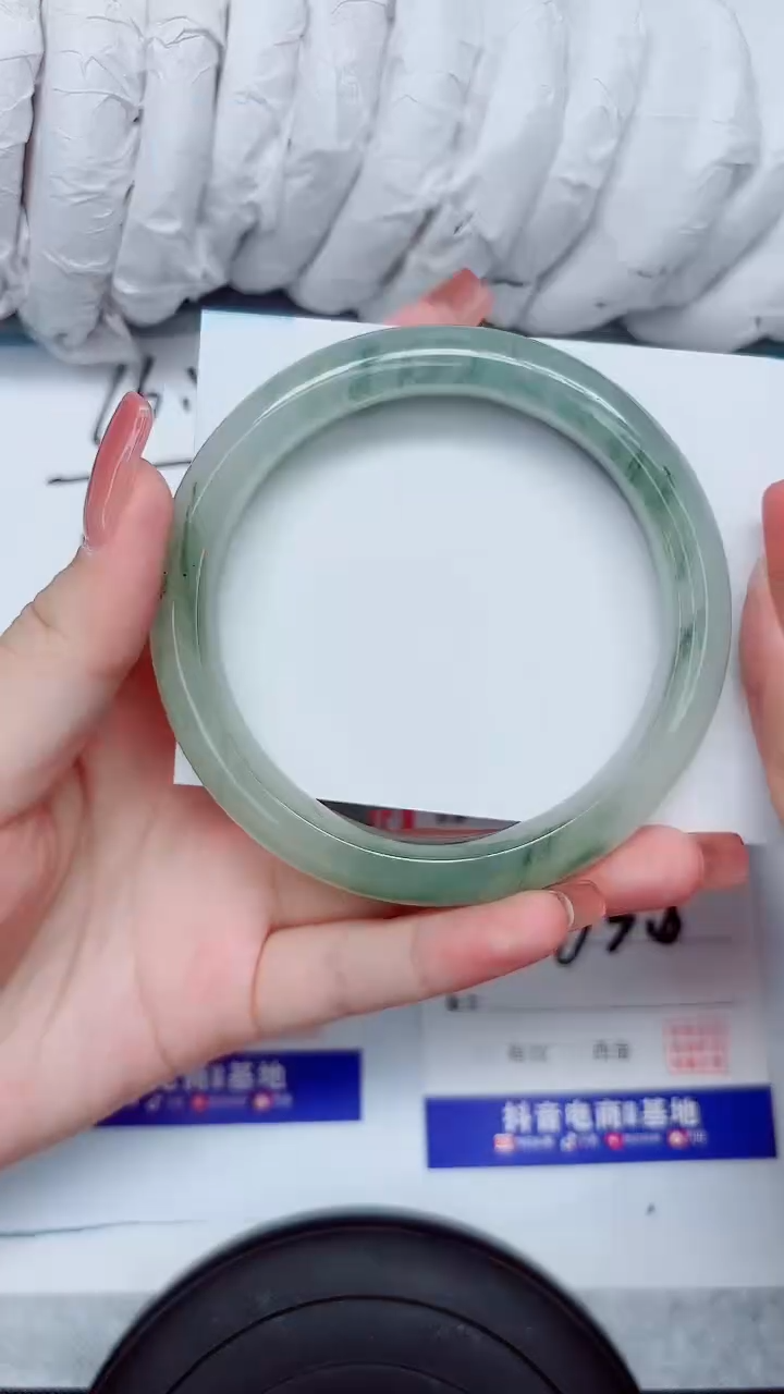 石英质玉手镯未镶嵌218-63.8