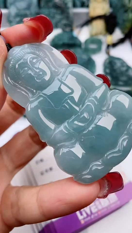 【闪购商品】翡翠颈饰未镶嵌             