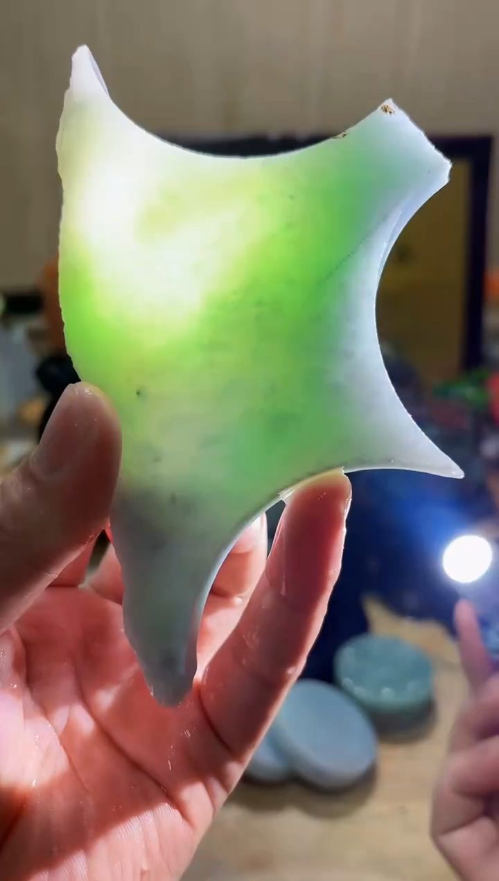 颈饰未镶嵌翡翠A货常星5204