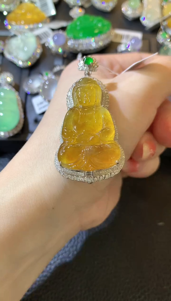 【闪购商品】翡翠吊坠(不含链)18K金镶嵌F19    
