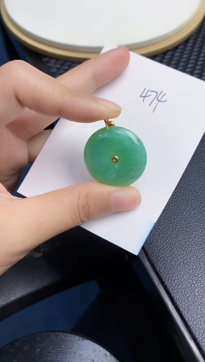【闪购商品】翡翠颈饰18K金镶嵌000000000