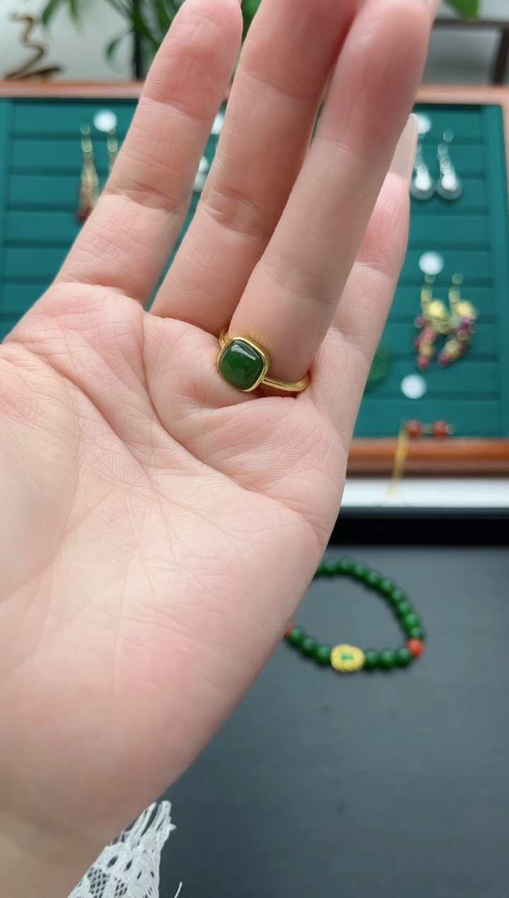 【闪购商品】和田玉戒指银S925镶嵌000戒指绿