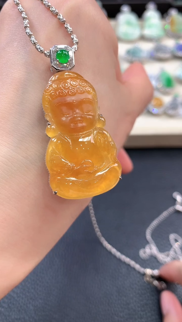 【闪购商品】翡翠吊坠(不含链)18K金镶嵌m137   