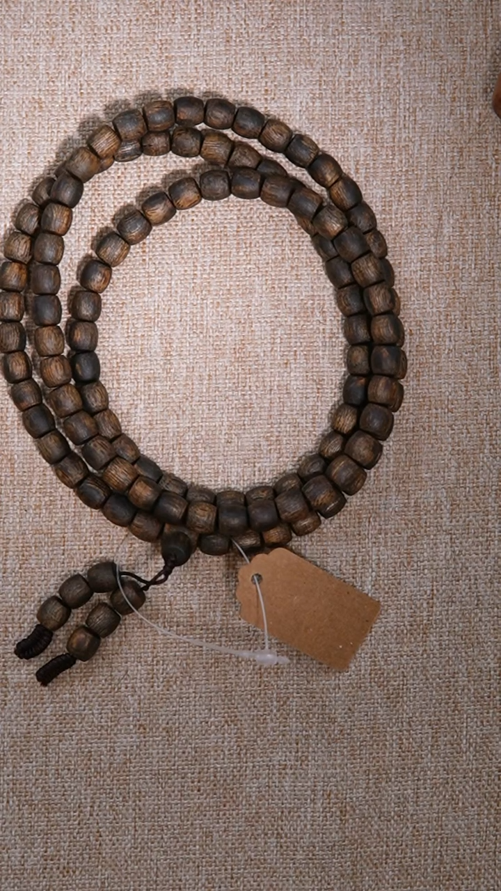 【闪购商品】沉香手串红谷凹身0.7长串