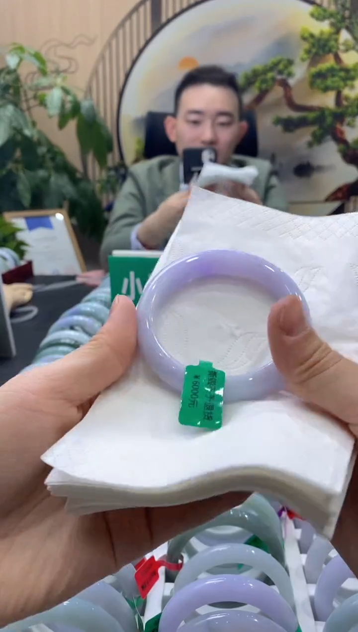 【闪购商品】翡翠手镯未镶嵌0000015902