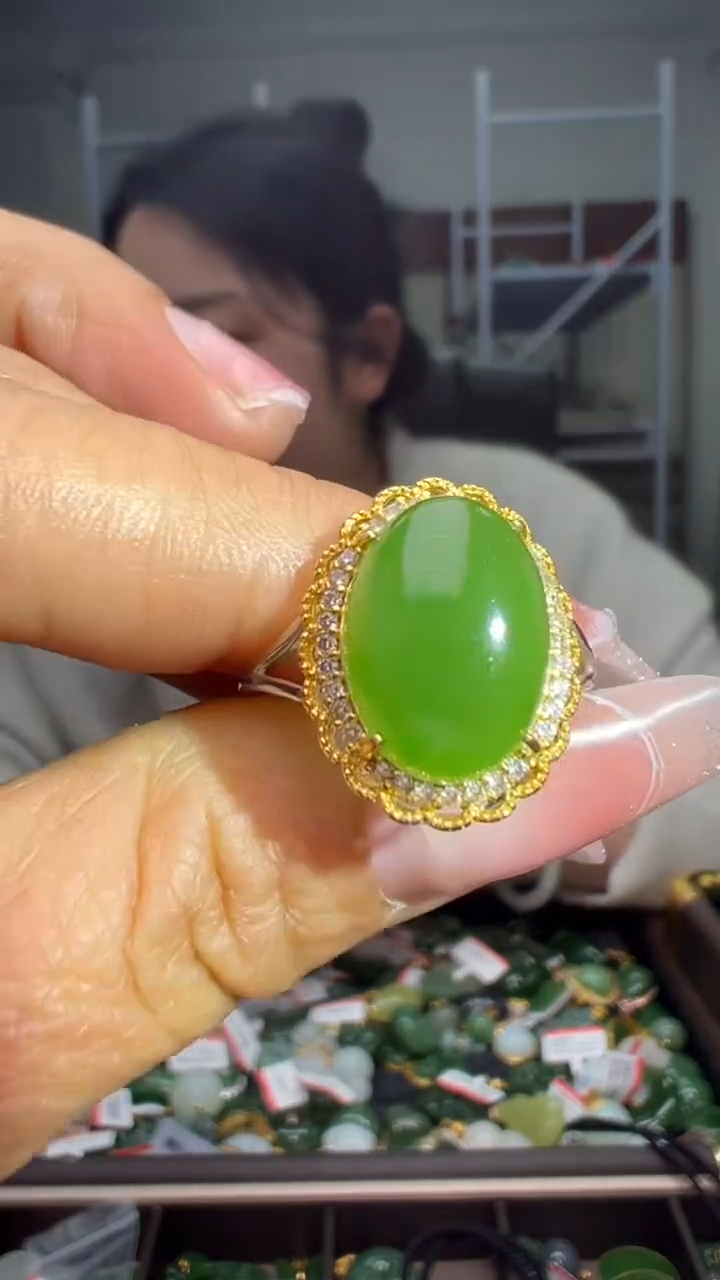 颈饰银S925镶嵌和田玉（多样性发货.发其一)1.02.20