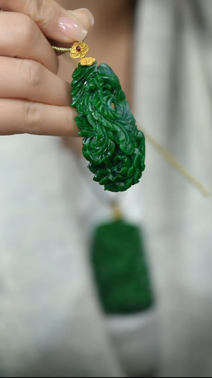 18K金镶嵌翡翠耳饰@HM008111030@