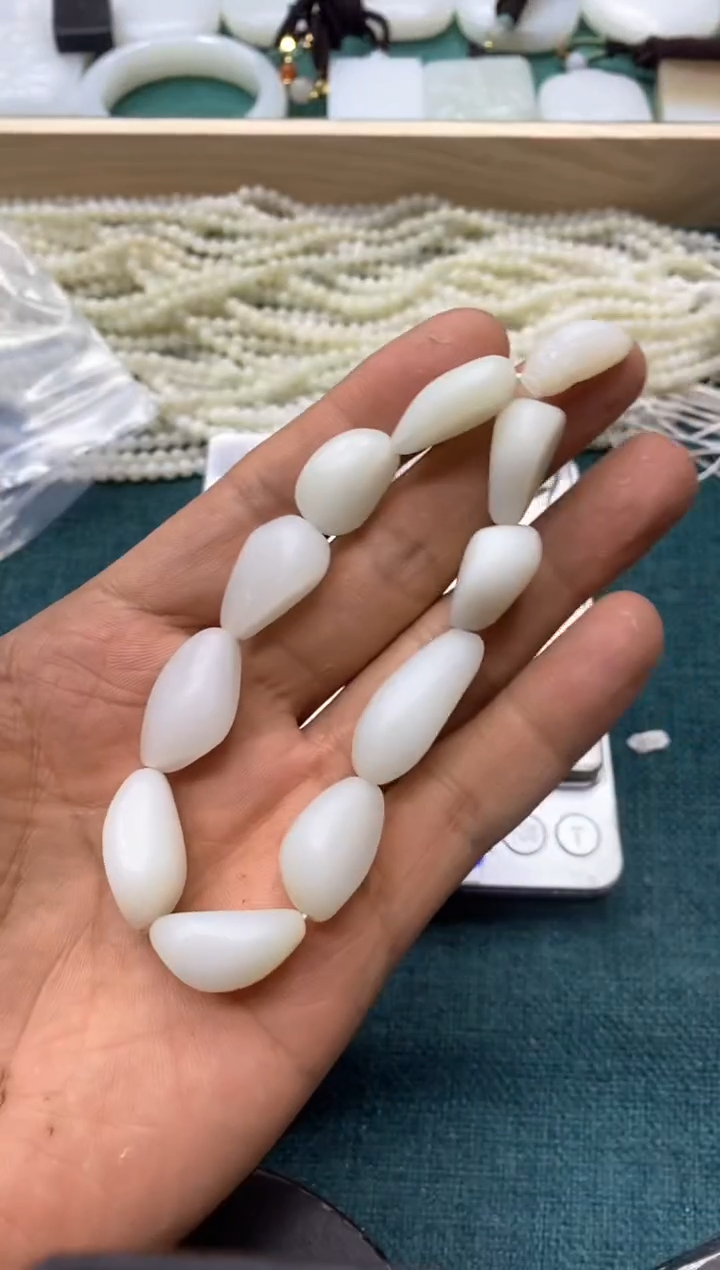 【闪购商品】和田玉手串未镶嵌手串