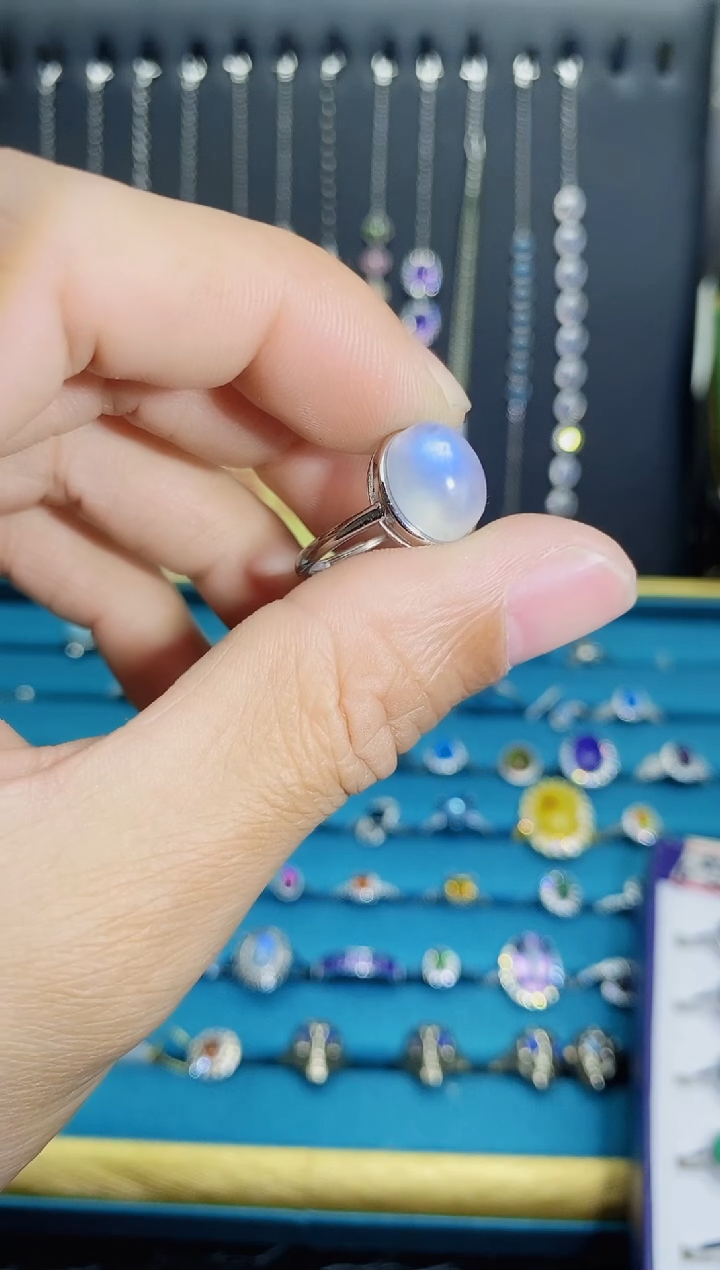 【闪购商品】月光石戒指银S925镶嵌1121