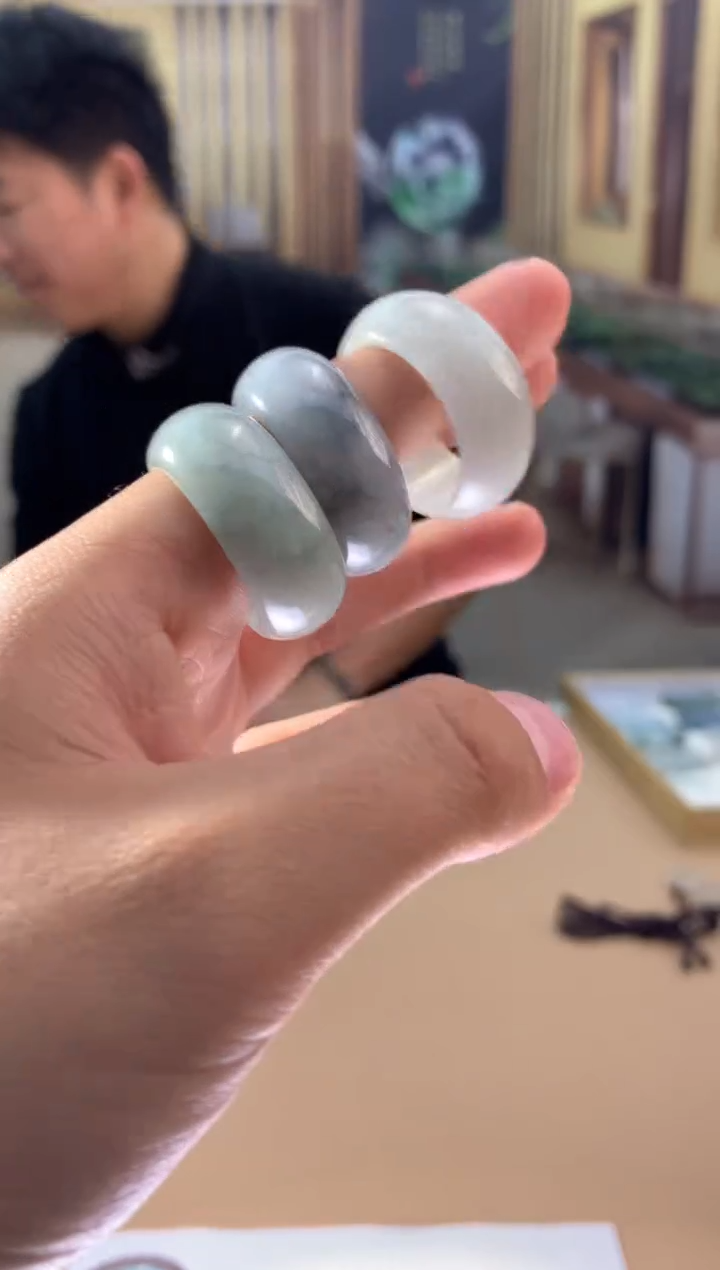 颈饰未镶嵌翡翠翡翠挂件 多样性发一件
