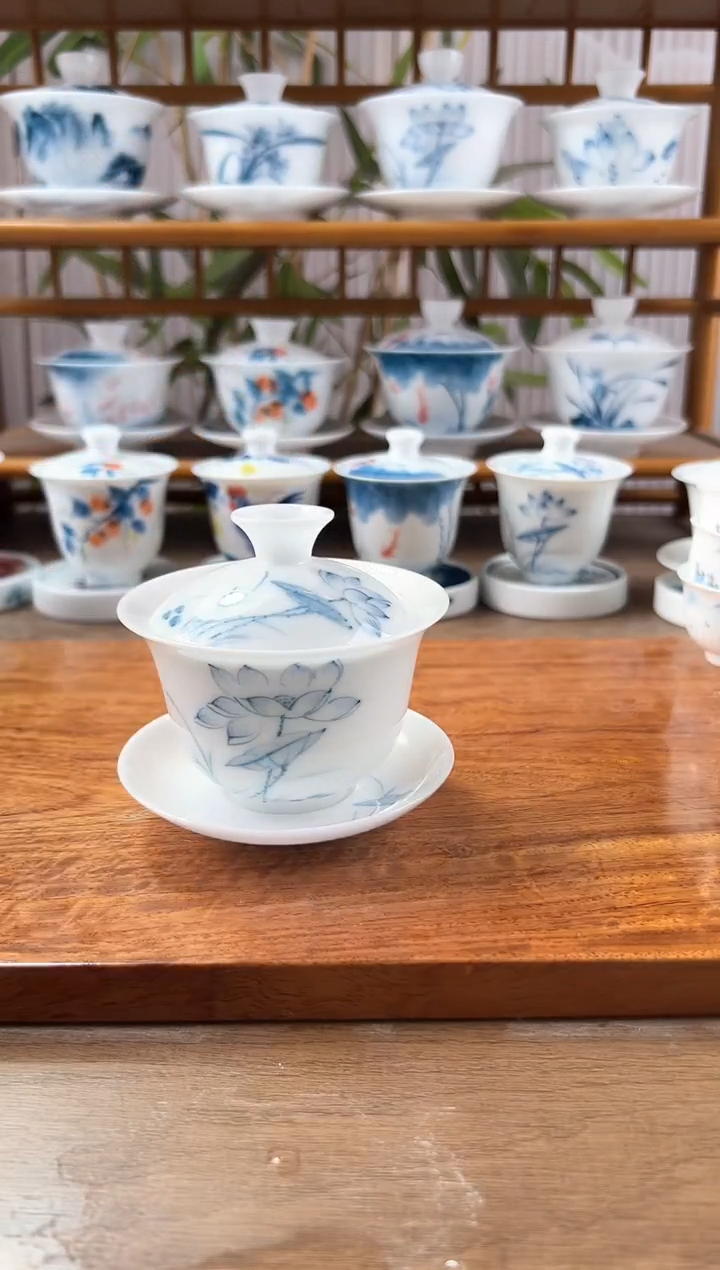 全品高冰素莲130ml三才盖碗