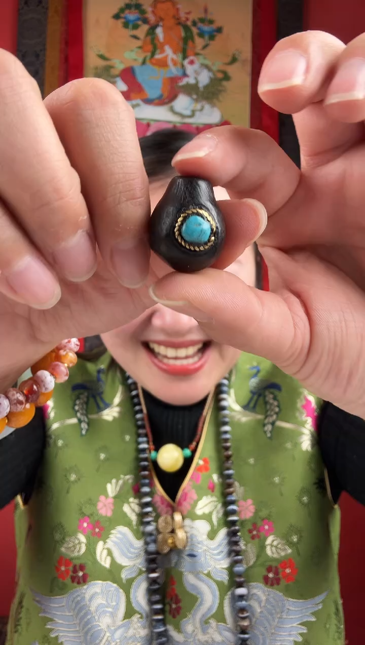 无非金属黑色三通