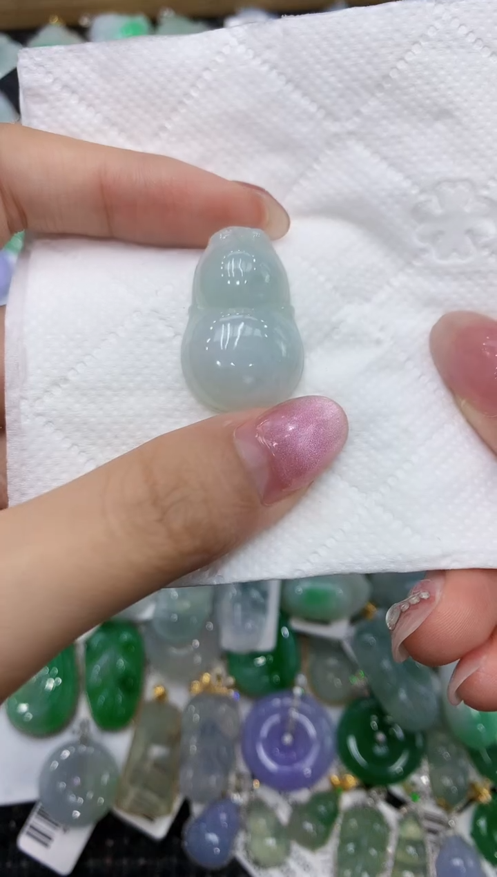 翡翠未镶嵌颈饰111111111111
