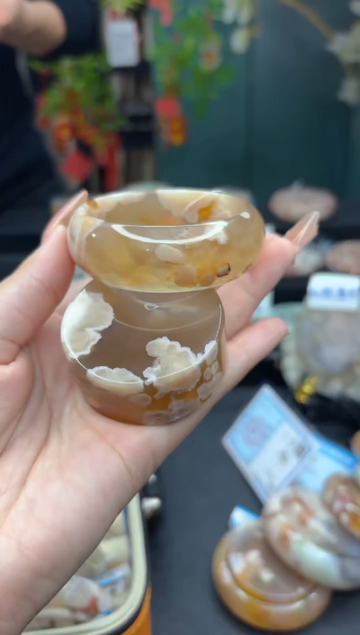 【闪购商品】石英质玉手镯未镶嵌116（53圈赠送镯心）