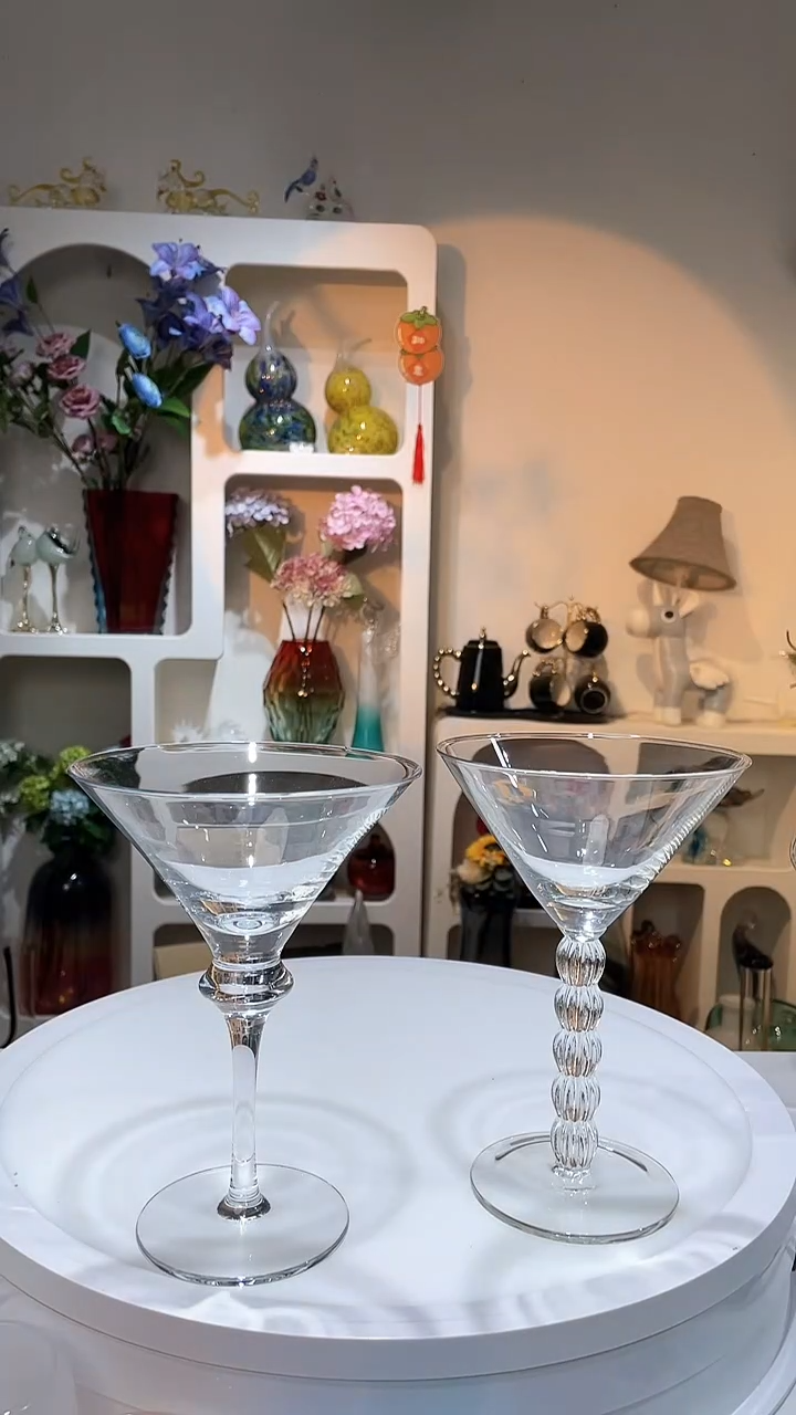 【闪购商品】水晶玻璃2只不同款鸡尾酒杯