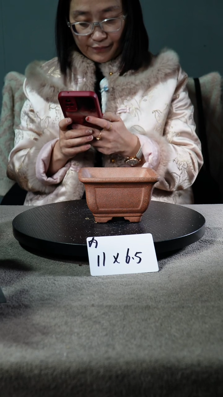 宜兴紫砂小花盆盆