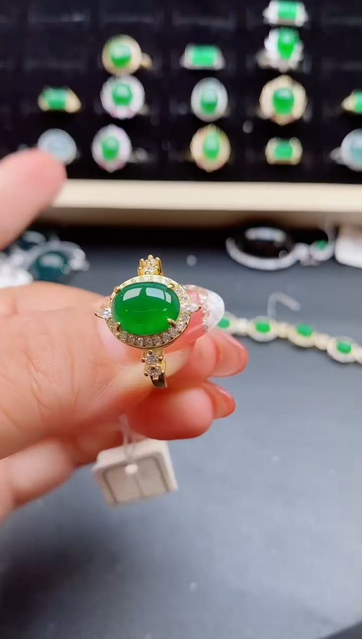【闪购商品】翡翠戒指银S925镶嵌80000