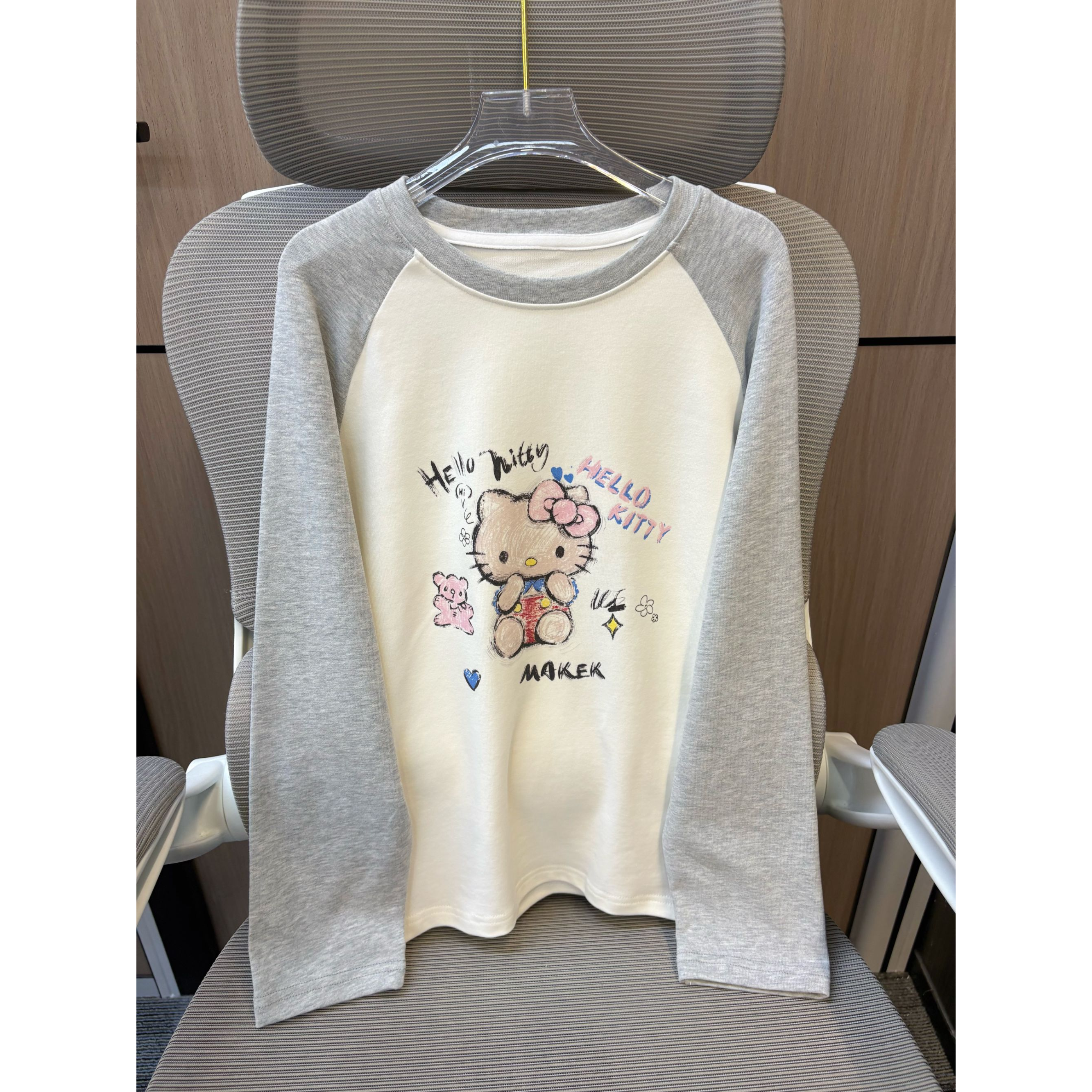 【现货】2025秋韩范时髦涂鸦凯蒂插肩袖女童打底衫 D772 772 P