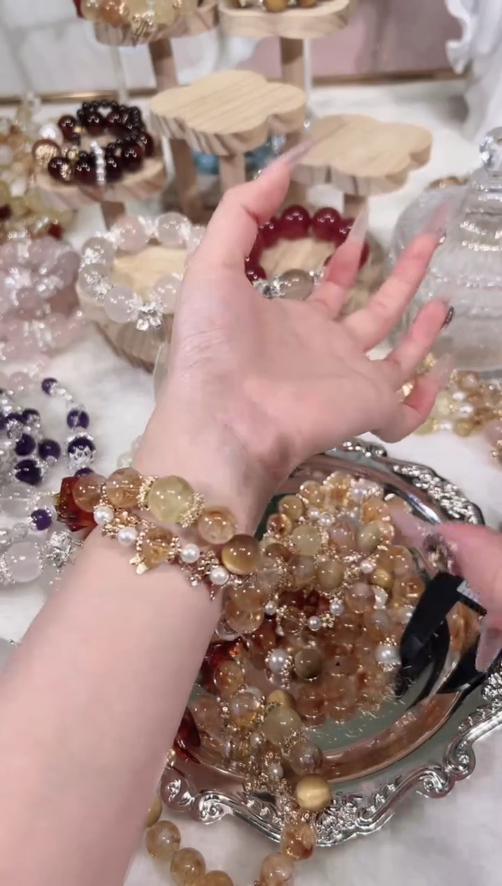 【闪购商品】水晶手链未镶嵌天然水晶默认微瑕 多样性发货发其一