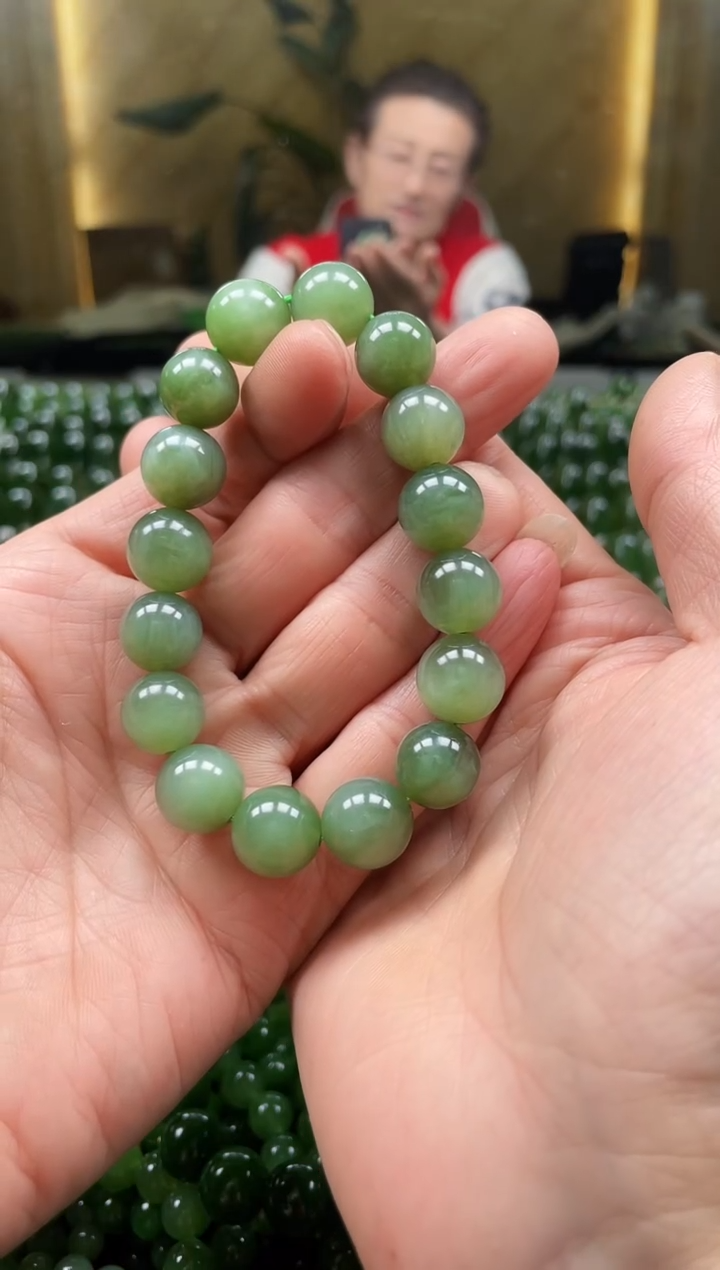 【闪购商品】和田玉（碧玉）手链未镶嵌卡13碧玉粉青手串