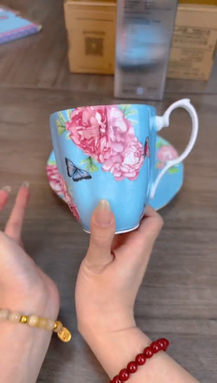 瓷片新号开播漏不停@@8S64