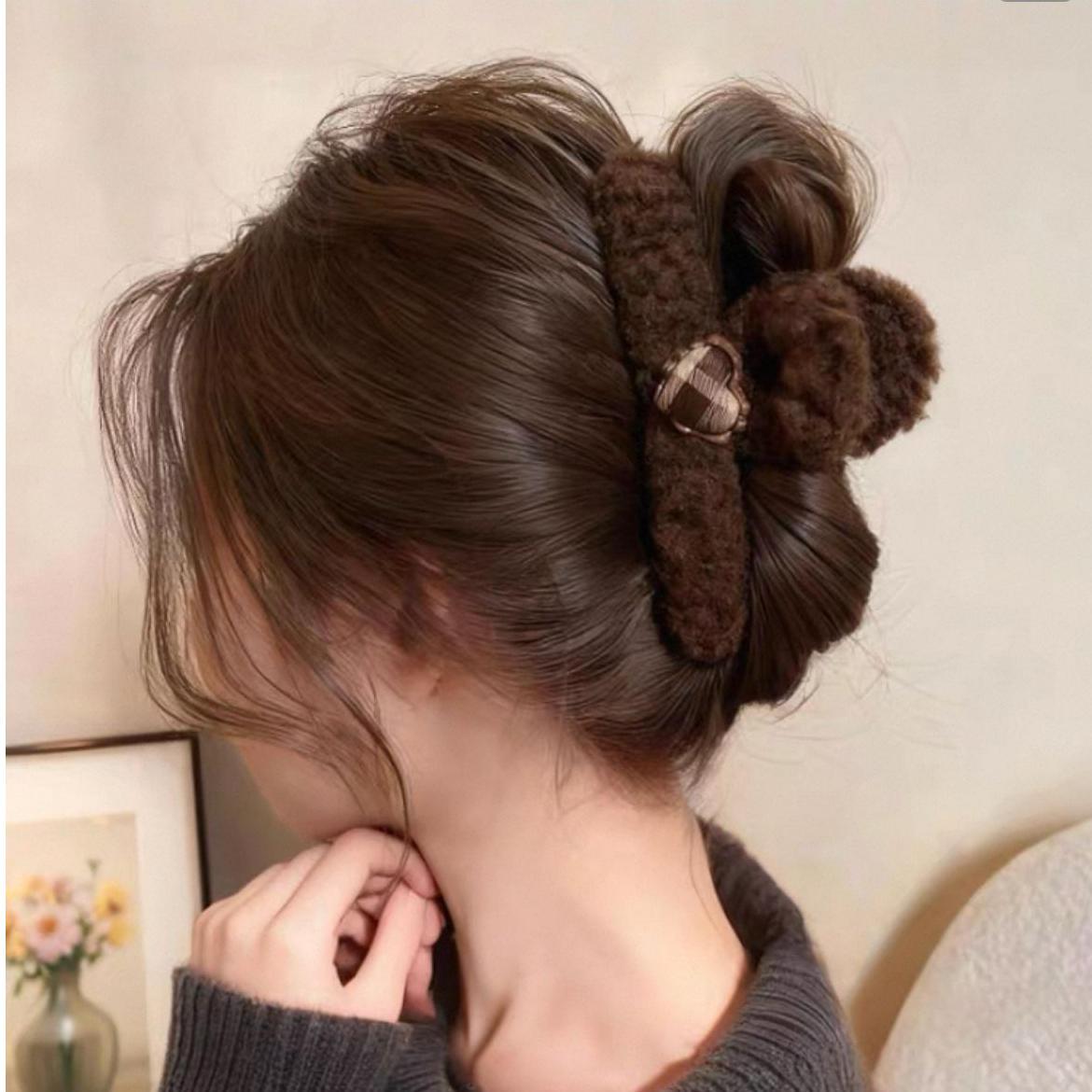 爱心格纹羊羔毛抓夹大号鲨鱼夹发夹女后脑勺新款秋冬夹子发饰发夹