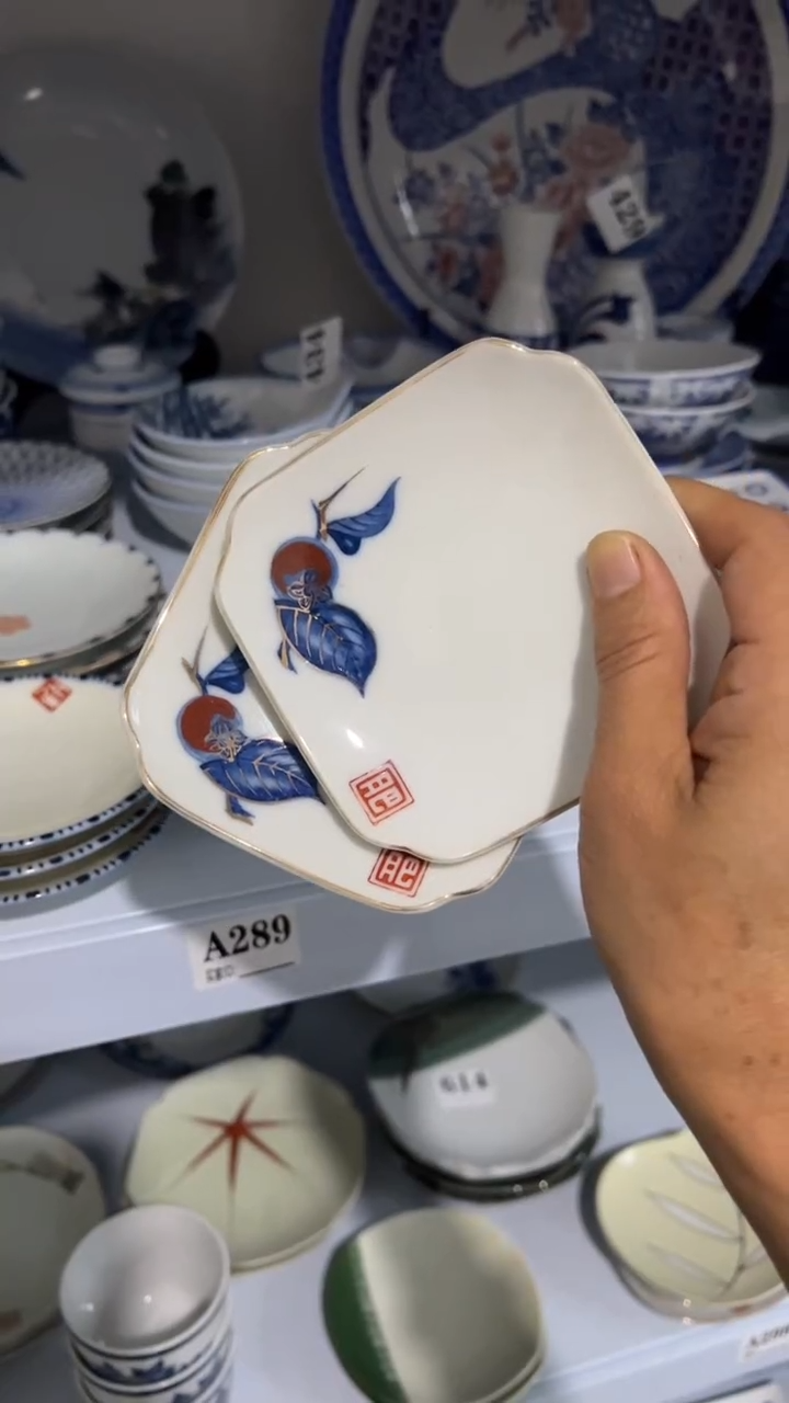 闺**族闺蜜家族中古商品 默认瑕疵 满20包邮 完美主义者慎拍