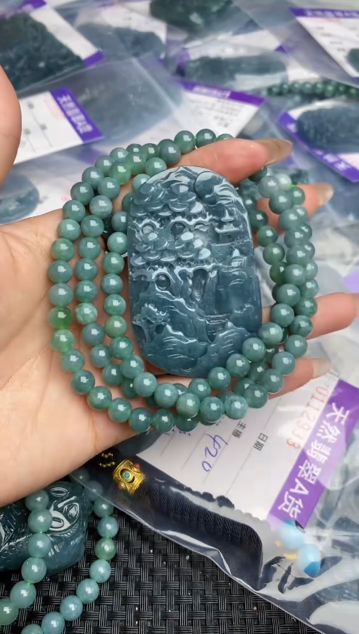 【闪购商品】翡翠颈饰未镶嵌1111111111