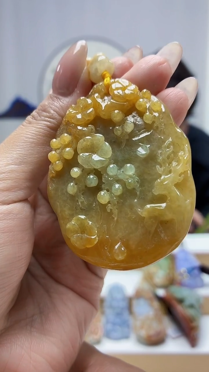 未镶嵌定制翡翠5060MM-毛货挂件91