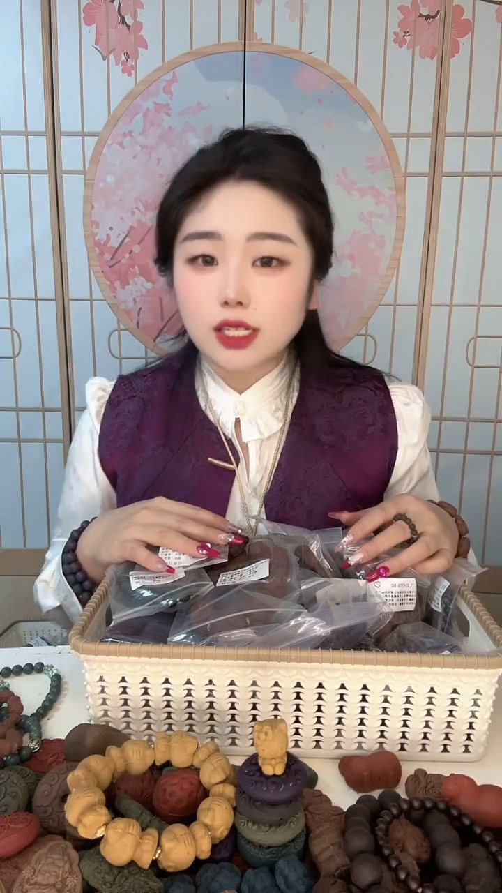 泥塑菲***)同上手串