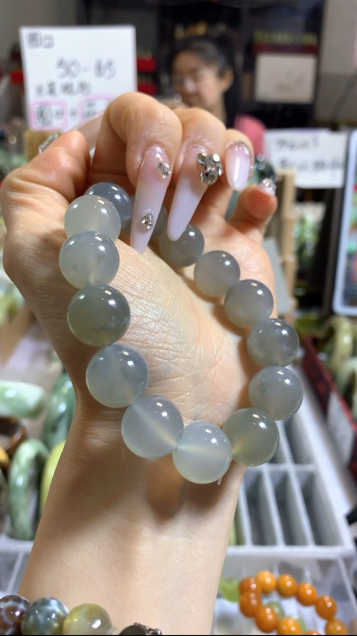 未镶嵌岫玉手串58