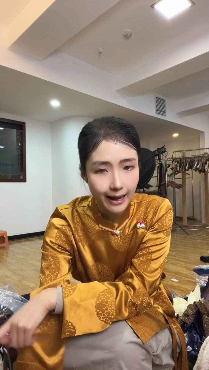 短款袍子 2X 135斤以里