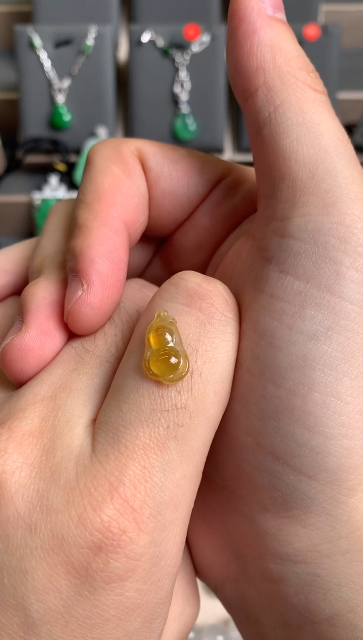 未镶嵌定制翡翠裸玉