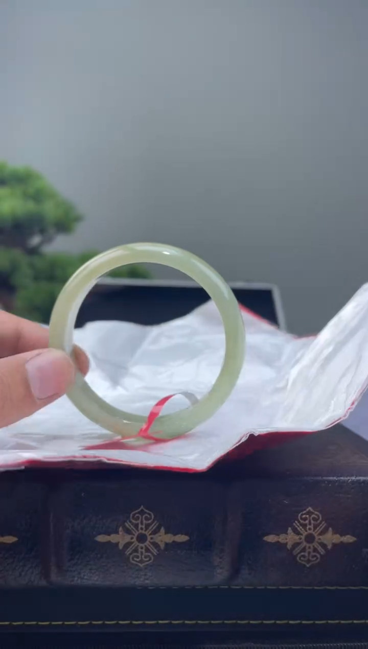 【闪购商品】翡翠手镯未镶嵌手镯11