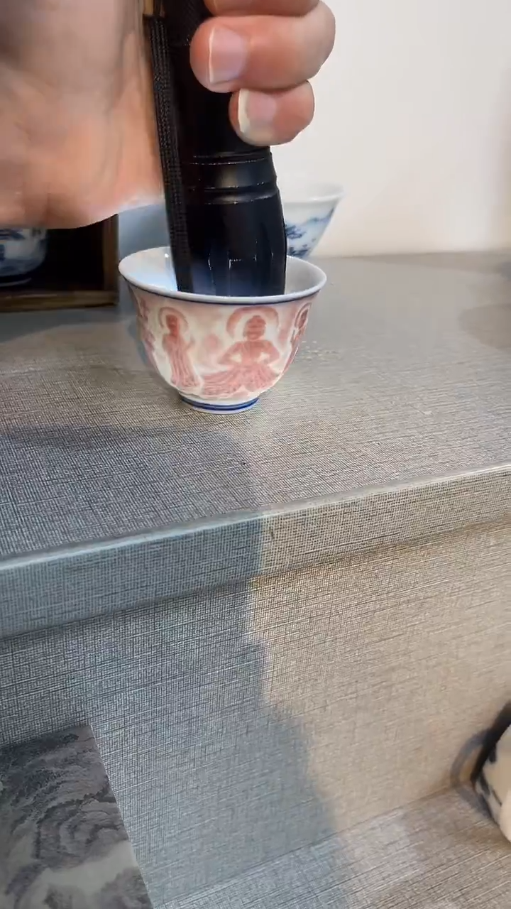 景德镇高温瓷品茗杯佛拓片