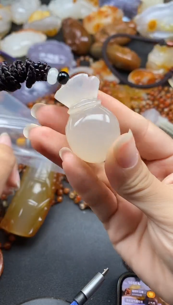 未镶嵌1玛瑙/玉髓骆****装ll