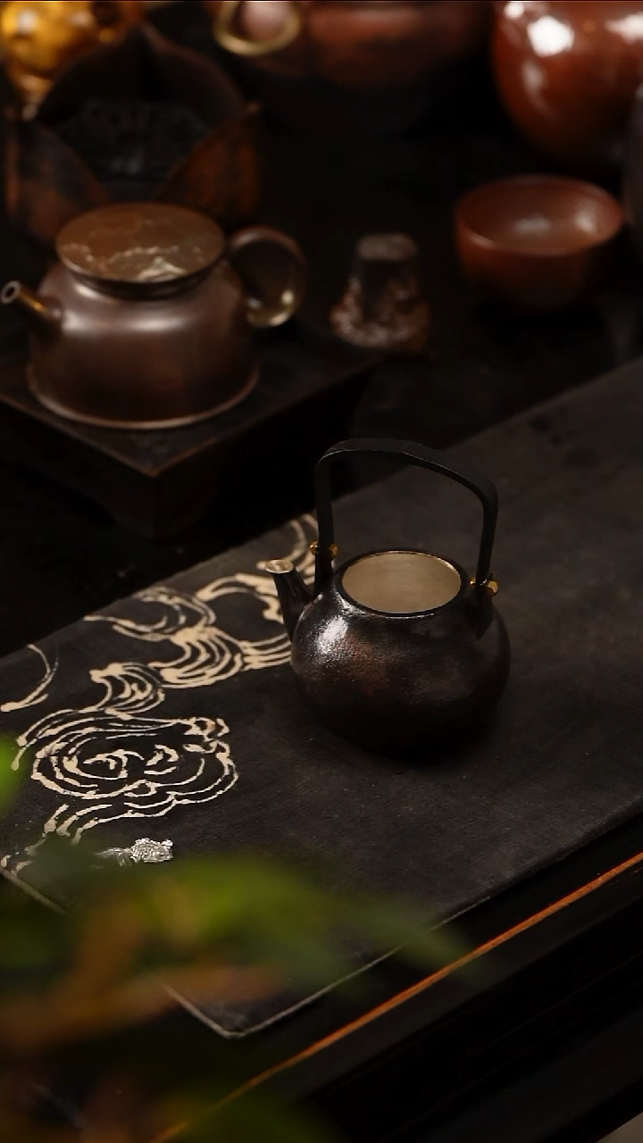 漫*电木提梁小壶