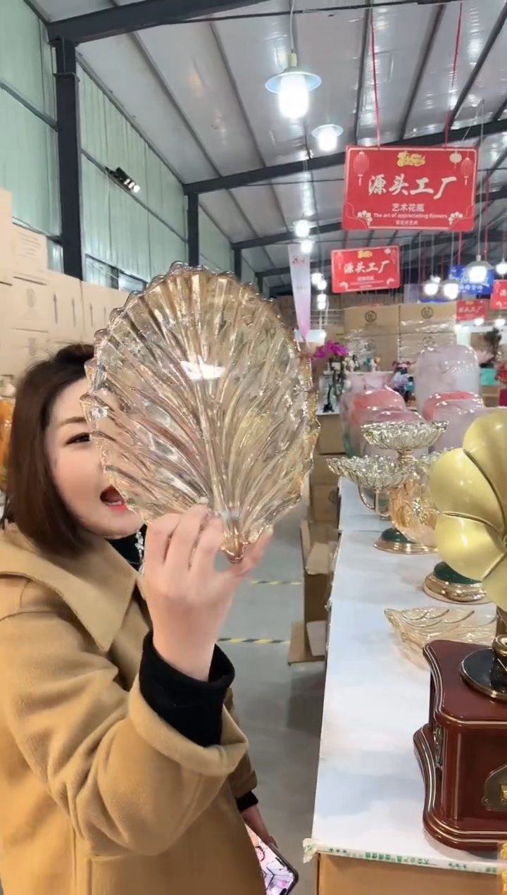 【闪购商品】木于清花瓶D-早42